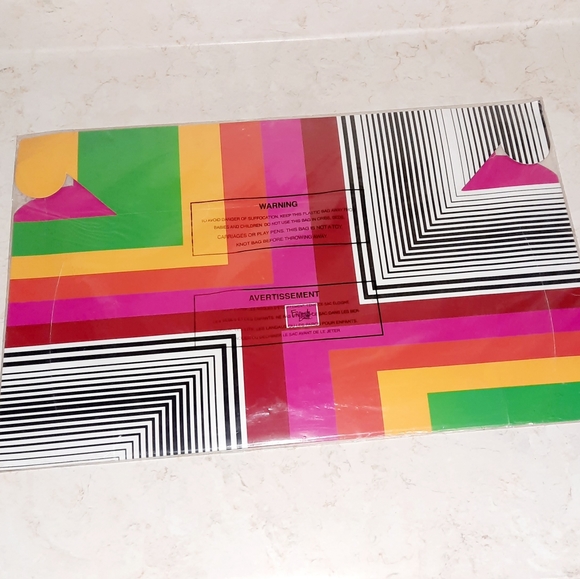 Rainbow Black & White Stripe Bakery Cake Window Box French Bull - Picture 10 of 13